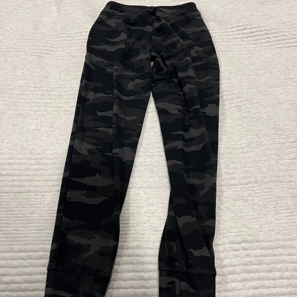 Athleta Girls Printed PowerVita Jogger